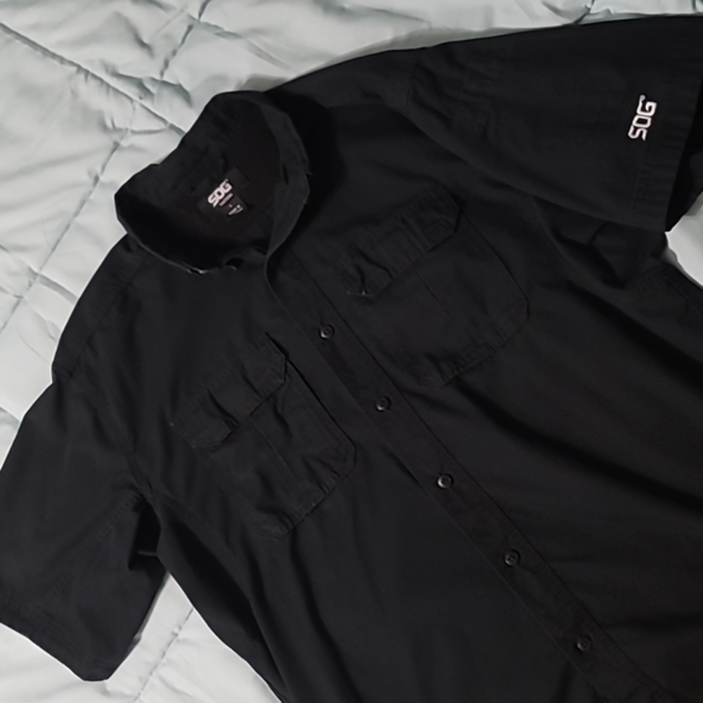 SOG Tactical SS Button-down‎ 2 Chest Pocket Shirt Men's (L) Like New. No Tags.